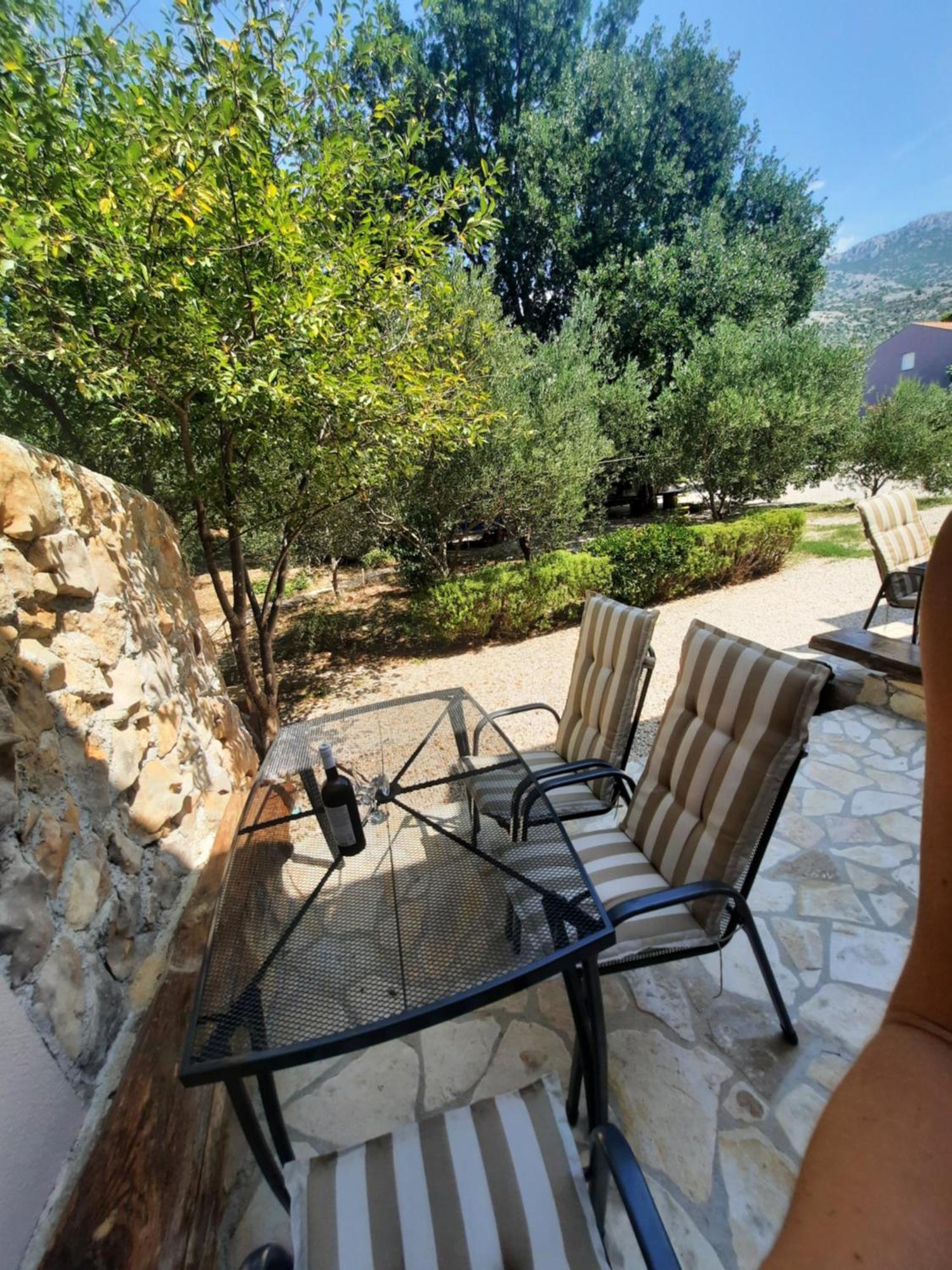 Amanda C Lägenhet Starigrad Paklenica Exteriör bild